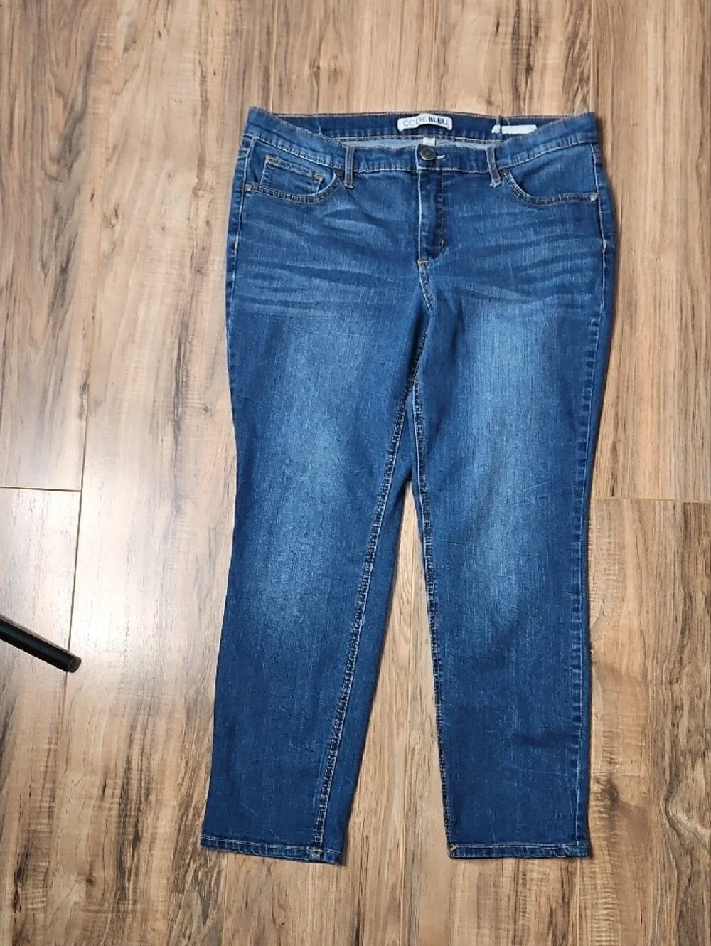 Code Blue Crop Women's Blue Embroidered Back-Pocket Jeans 12 Petite